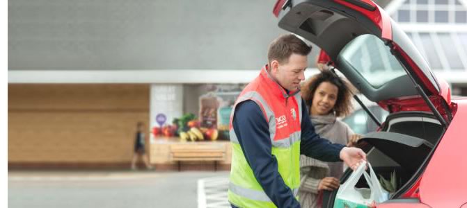 Retailers see solid growth heading into Xmas