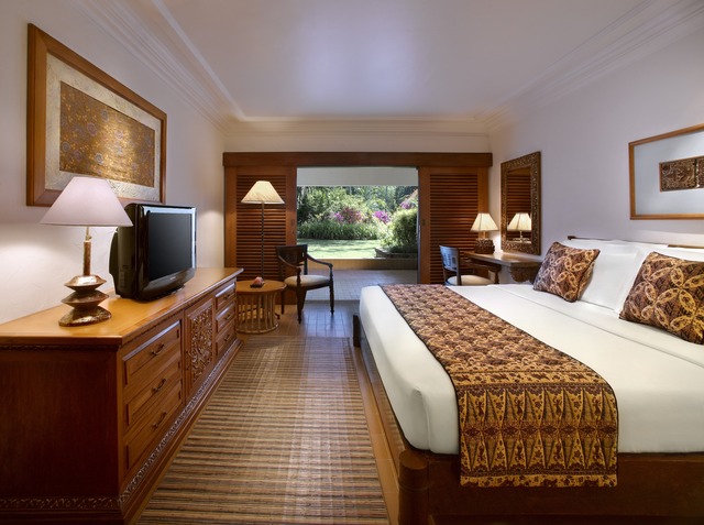 Hyatt suffers another card breach