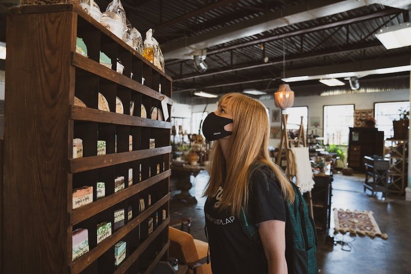 VoCoVo research: Retail technology revolution should not cast aside staff