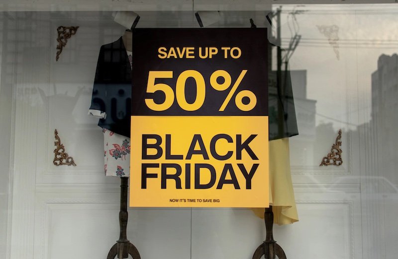 Black Friday deals motivate Brits to hit the high street, Sensormatic Solutions research