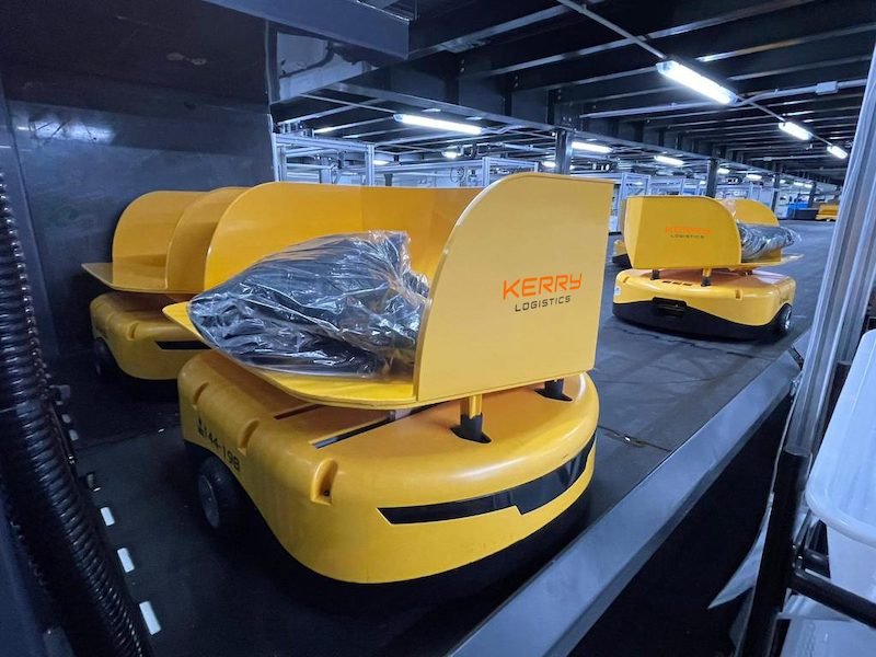 E-commerce fulfilment: Kerry Logistics Network deploys KOOLBee sorting robot for fast fashion brand