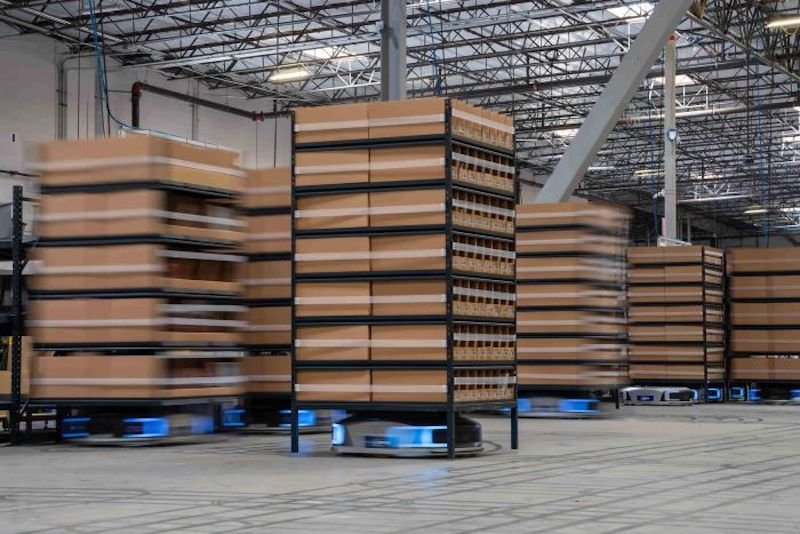 American online retailer Newegg implements warehouse robotics system from Geek+ 