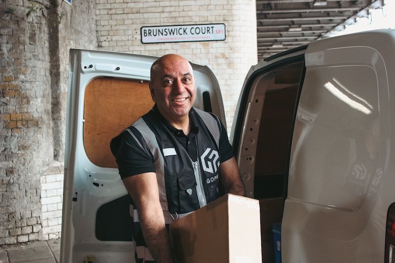 Gophr to provide on demand delivery service for Frank's Catering fresh food across London