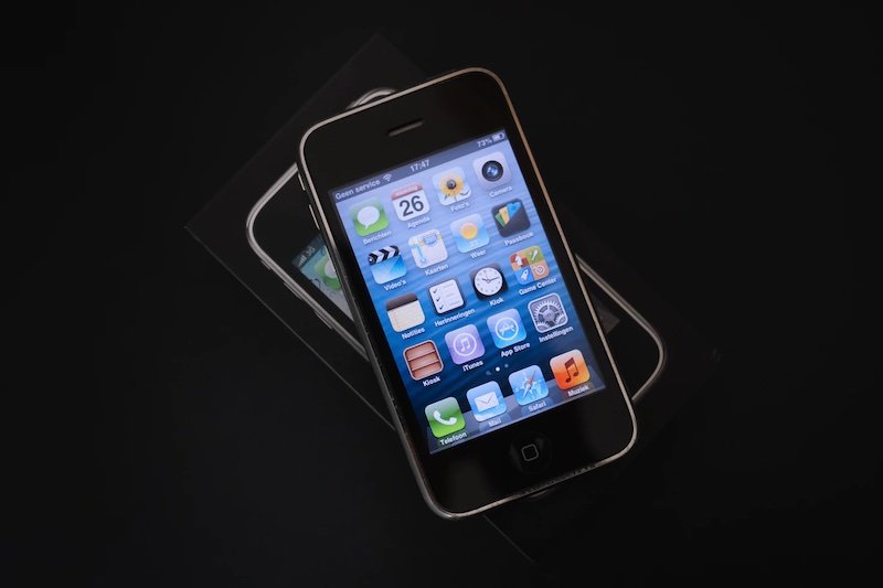 Brits sitting on a goldmine of gadgets worth over £1,300