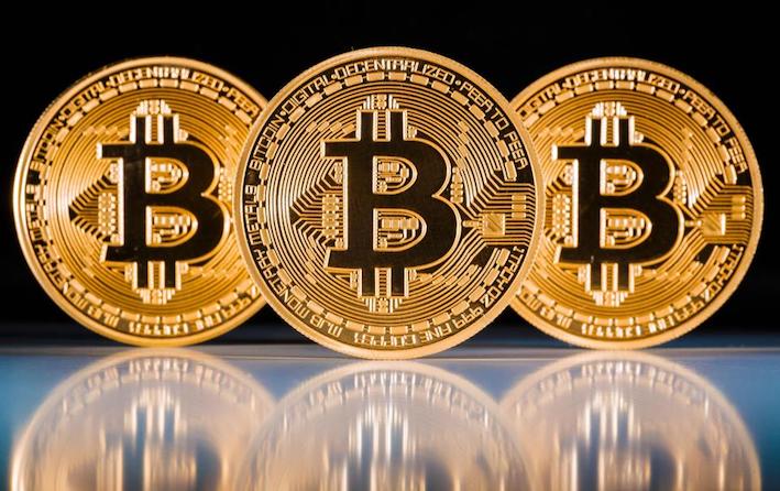 Mark Carney blasts Bitcoin, calls for cryptocurrency regulation