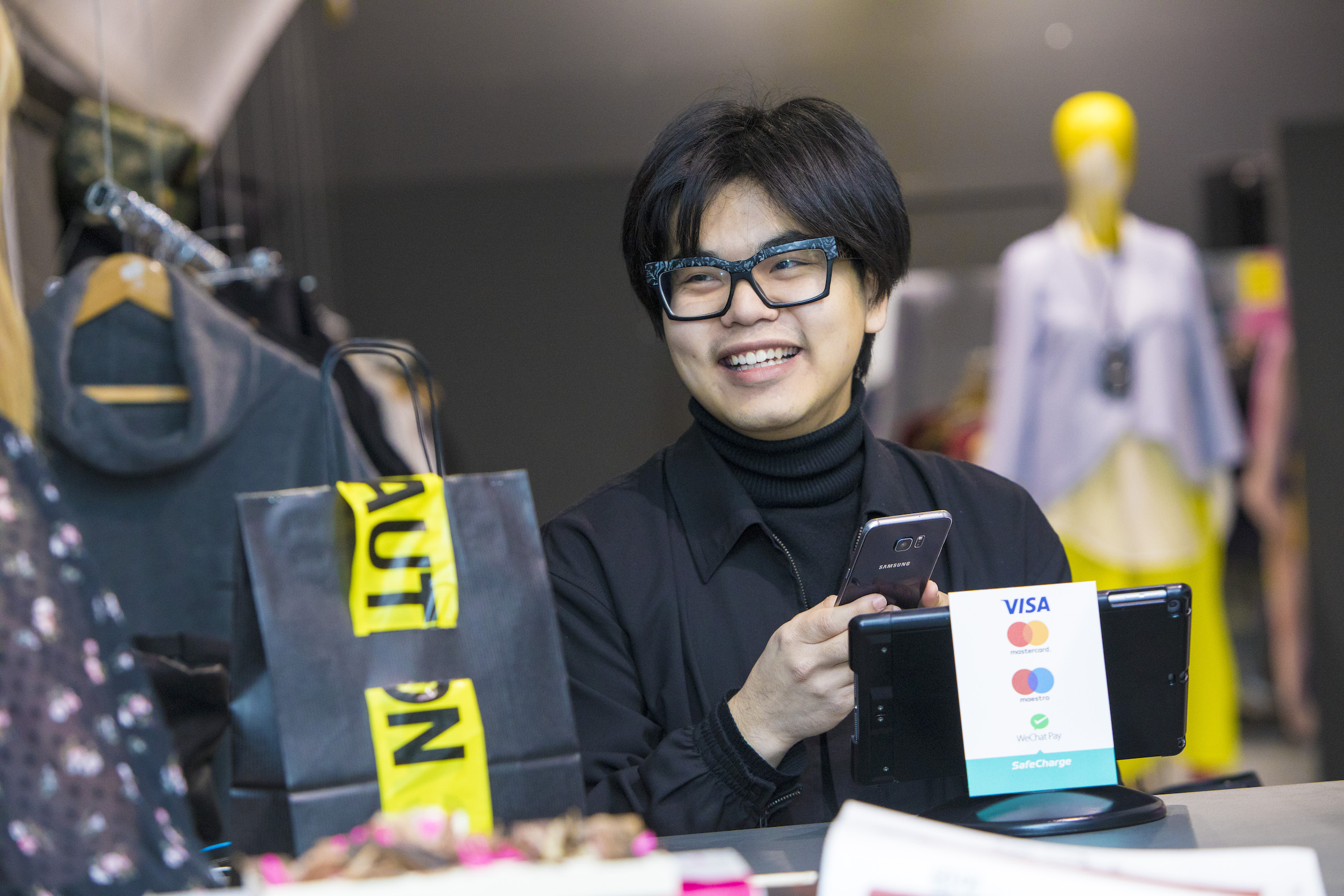 Top tips to welcome Chinese shoppers and drive sales