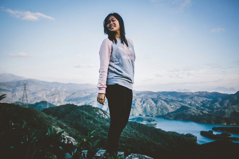 What are the best hiking trails in China for adventure seekers?
