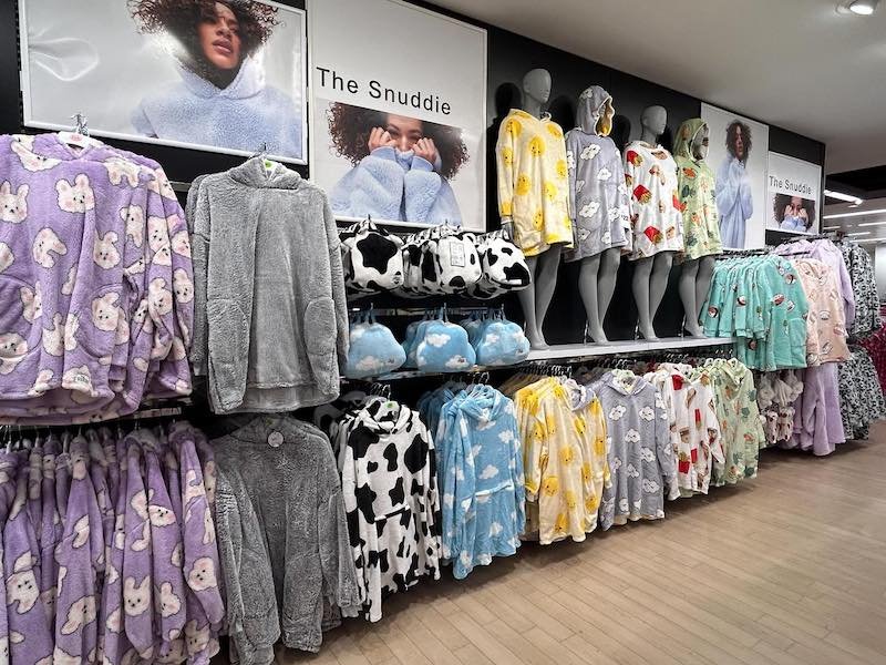 ‘Welcome to our future’: Primark continues self-service checkouts roll-out amidst big UK stores investment