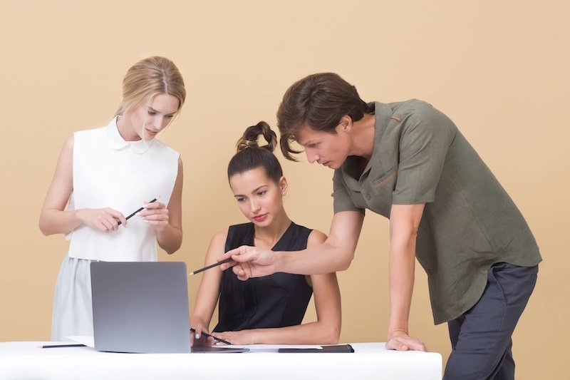 Seven ways online businesses can benefit from using PDF software