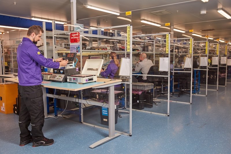 Gamers can now get Xbox consoles repaired at Currys, making it the first authorised service provider in UK&I
