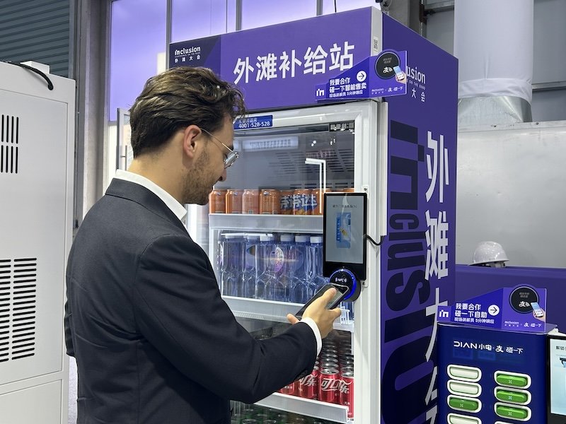Milestone for Alipay Tap! as AI powered payment service is launched in Luckin Coffee app