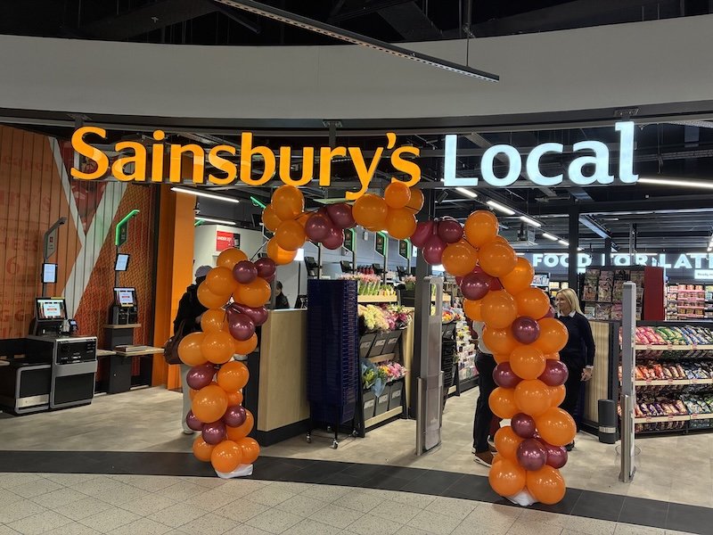 Sainsbury’s touches down at Luton Airport as UK grocery giant notches up a convenience stores first in England