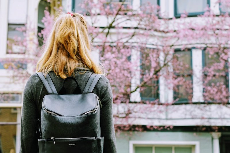Mentoring as an educational tool in the retail sector: a growing role