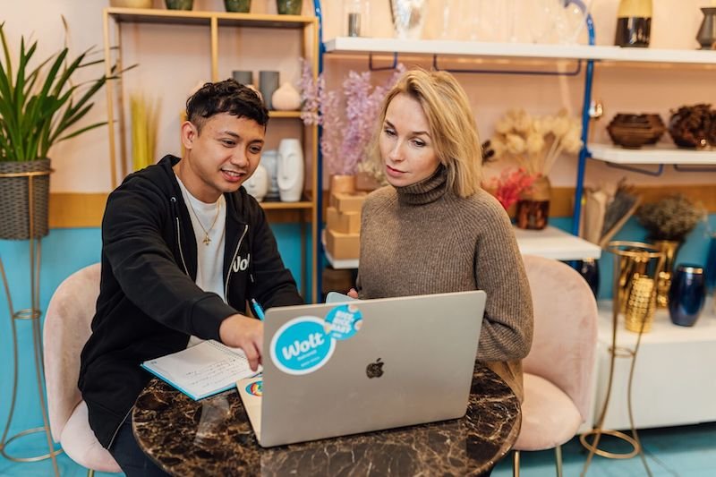 Global grocery giants assemble! RTIH rolls out the biggest retail technology news stories of the week