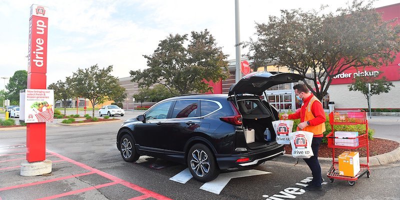 Target Curbside Drive Up service adds Starbucks and returns