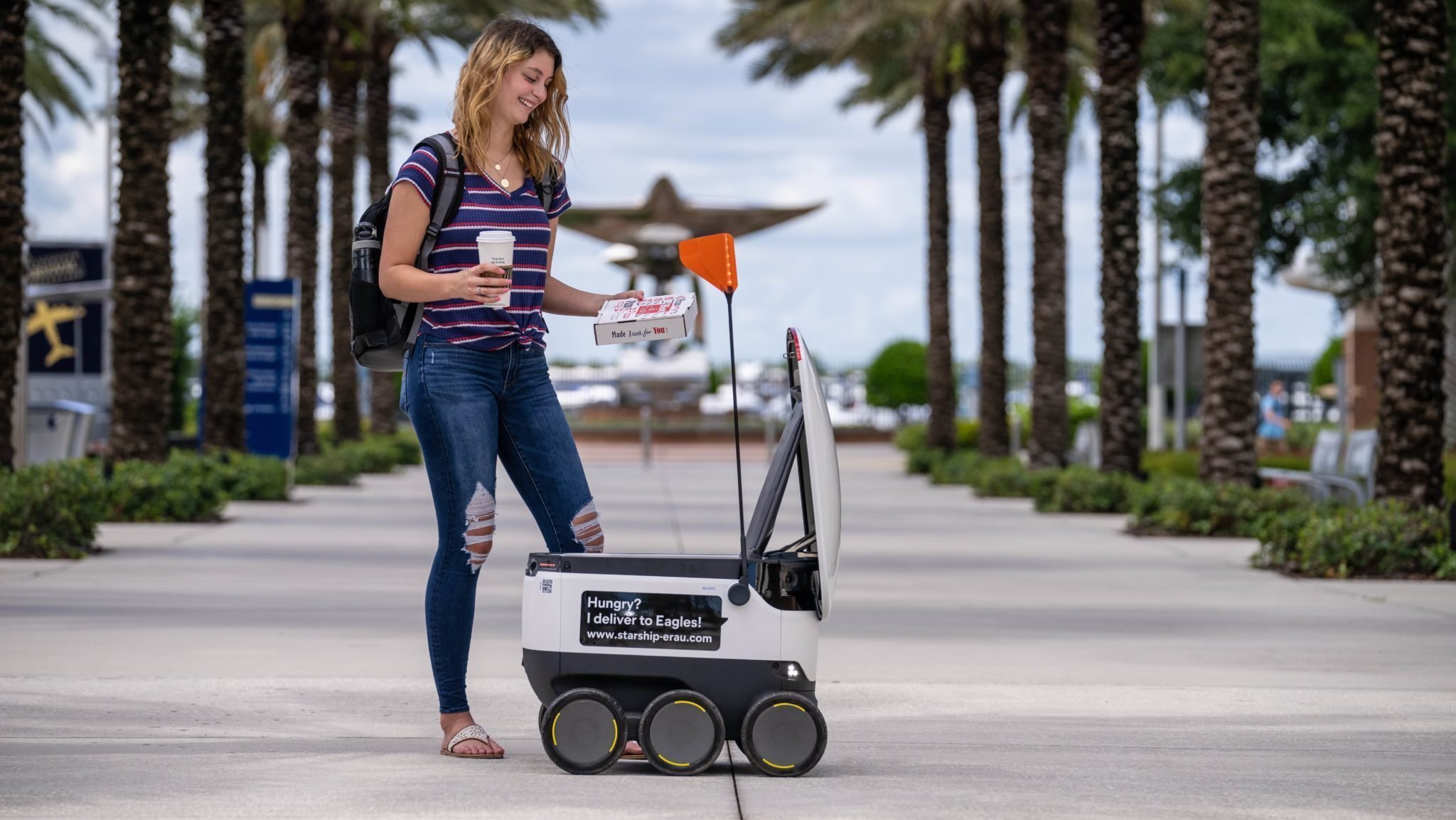 Tesco Labs talks Starship Technologies robot delivery trial