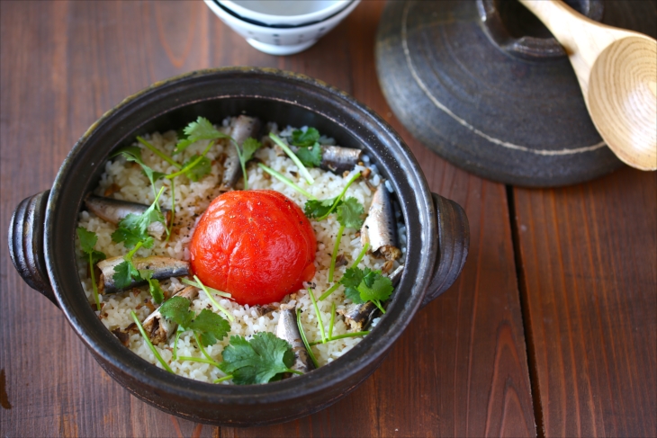 缶詰炊き込みご飯