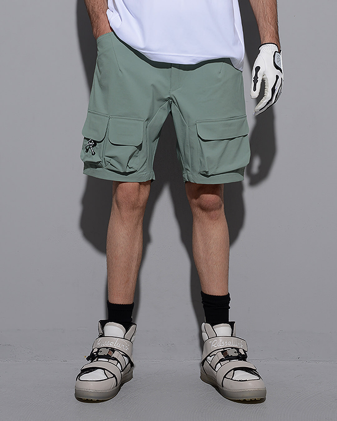 Russeluno Online Store / CARGO SHORTS (SOLID)