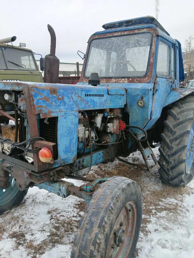 Аксессуары для трактора МТЗ 80. МТЗ-80 трактор в Псковской. Бампер у трактора МТЗ 80.