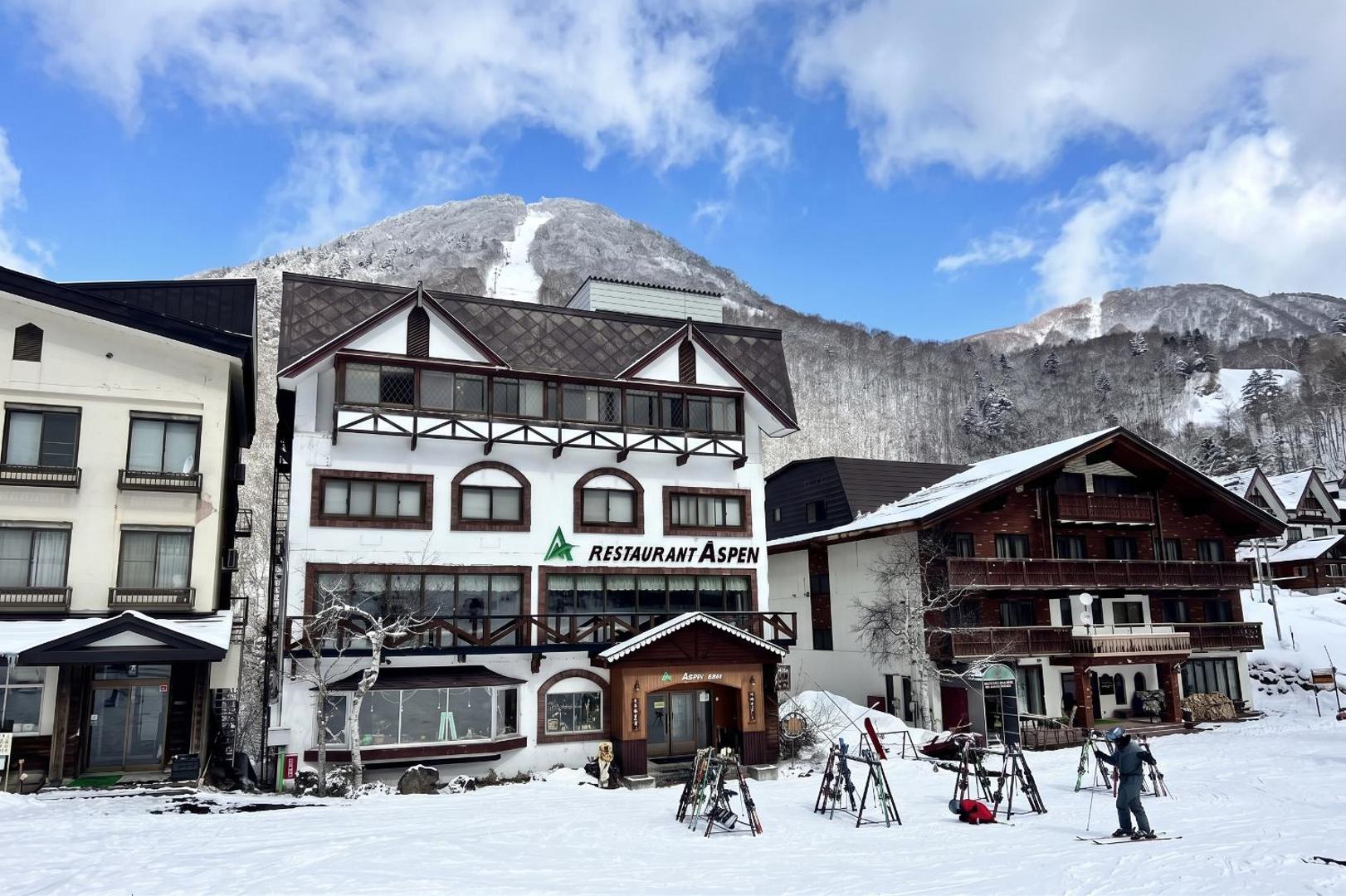 Aspen Shiga thumbnail 2