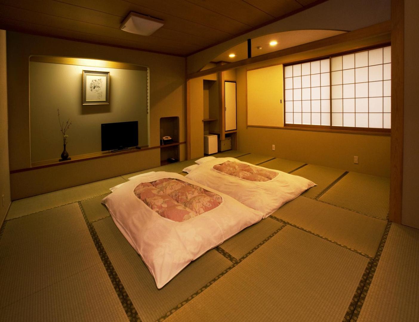 Kyoto Ryokan Hirashin thumbnail 2