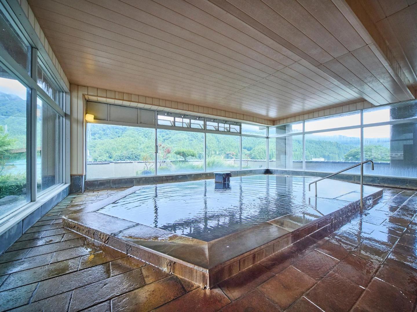 Hotel Kameya thumbnail 3