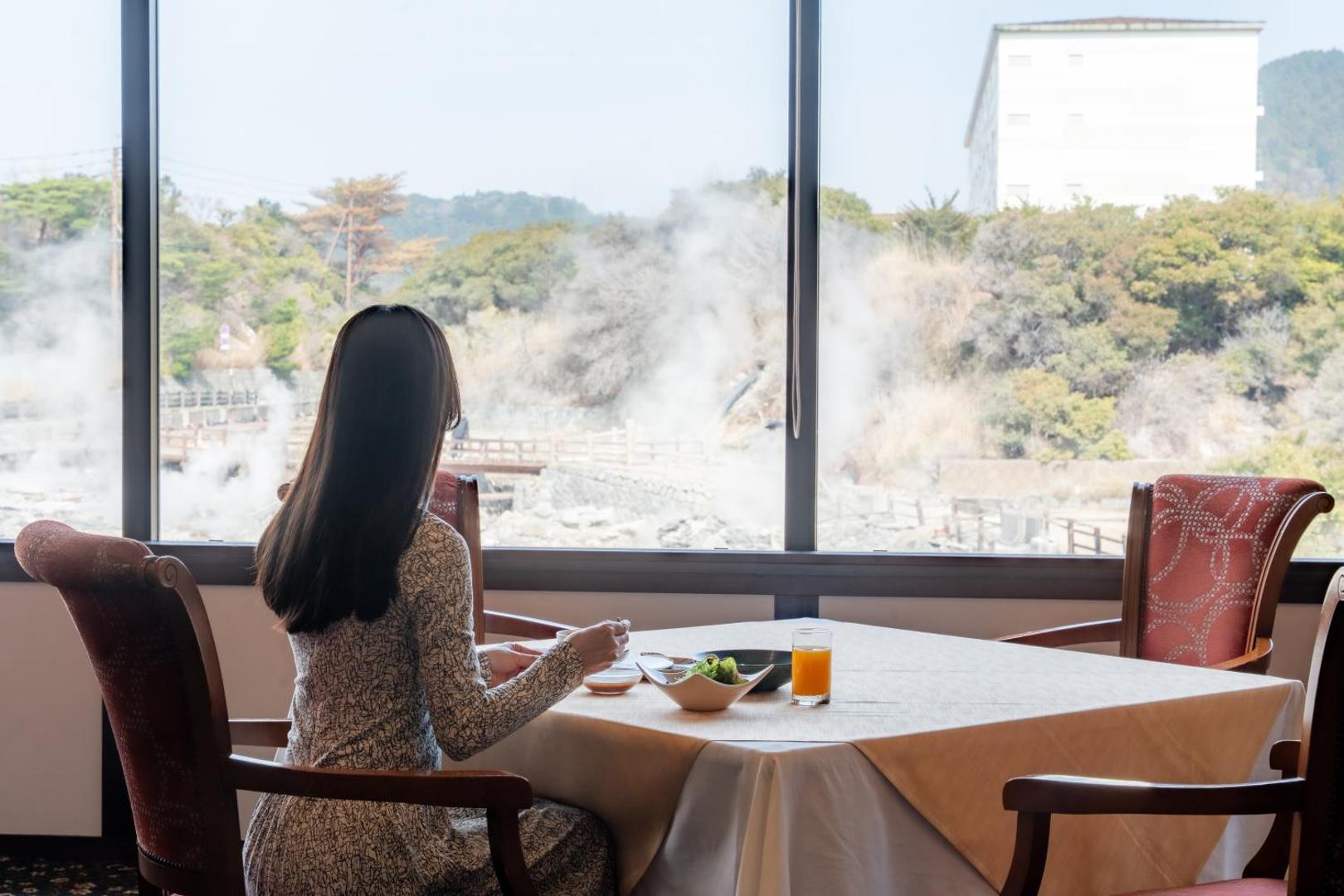 Unzen Kyushu Hotel thumbnail 3