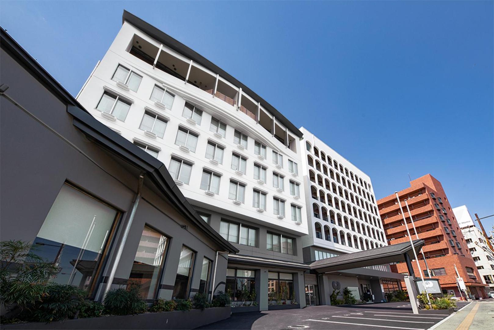 Hotel New Tsuruta - Image 1