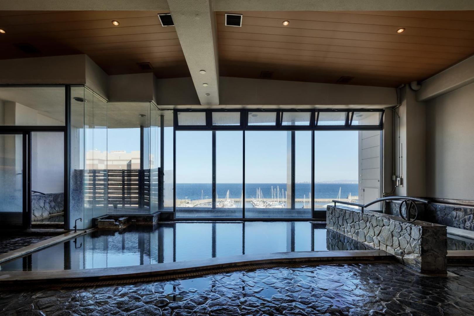 Hotel New Tsuruta thumbnail 2