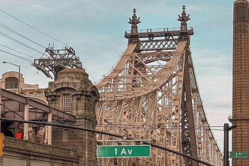 The Iconic Queensboro: NYC's Bridge of Marvels 🌉🗽
Spanning the East River, the Queensboro Bridge stands as a testament to New York City's architectural ingenuity and urban spirit 🏙️🌊. Linking the bustling streets of Manhattan to the diverse cultural landscape of Queens, this bridge is not just a pathway but a symbol of connection and progress 🌆🛣️.
As you walk or bike along its length, the Queensboro Bridge offers unparalleled views of the city skyline, with the shimmering river below adding to the scenic beauty 🚴🌅. At night, the bridge lights up, creating a mesmerizing spectacle against the dark sky ✨🌃.