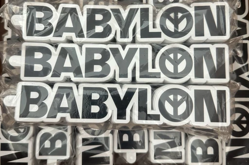 Check out this free pop up by BABYLON & NEIGHBORHOOD in LA
BABYLON & NEIGHBORHOOD are joining forces for a capsule release and art show by Ric Clayton. Folks can expect live music, art, pop-up shop, and more.
The event is free and open to the public.
July 12, 2024 at 6 — 9 p.m.
