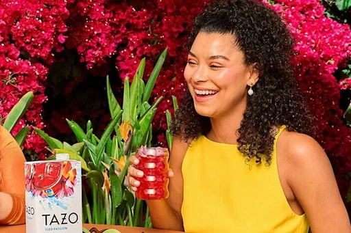 Pinkies up! It's time for a tea party at Time Out Market. But this tea party is elevated—literally—and even boozy.
Every Tuesday this summer, from now through August 27, enjoy Tazo Tuesdays at Time Out Market with tealicious cocktails and non-alcoholic beverages at the bar. Sip on TAZO tea-based cocktails and mocktails, plus taste various TAZO teas at Time Out Market New York. It's free to get in; just purchase your drink of choice.
