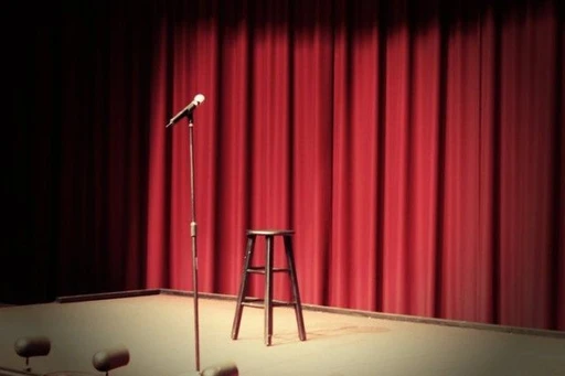 Open Mic Happier Hour Comedy Night!
Join us every Tuesday at 5 PM for the most entertaining evening in Santa Monica – Happier Hour Comedy at Weary Livers! Whether you're an aspiring comic, a seasoned performer, or just love a good laugh, this is the place to be.
Comic Sign-Up: Ready to showcase your comedic chops? Sign up for just $1 per minute!
Jul 16, 2024, 5:00 PM – 7:00 PM