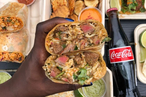 🔥 Some of the best damn Tacos in L.A!
MidEast Tacos is what you get when you cross Middle Eastern x Mexican food.
1. Papas
2. Steak Burrito
3. Falafel Taco
4. Shrimp Taco
5. Chicken Quesadilla
They don’t call it ‘The Home of The Falafel Taco’ for no reason 👊🏽