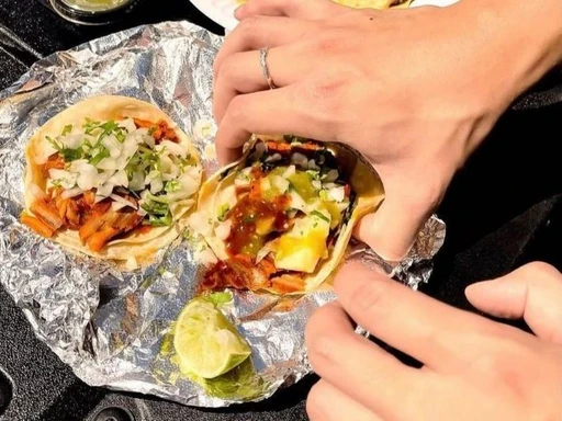 Leo’s Tacos Truck
Late night food truck tacos are practically in their own culinary category in L.A., and Leo’s makes some of the best of the best. What started as a humble taco truck on Brea and Venice Boulevards has turned into a local chain with eleven locations, most of which are open until 2 or 3am on weekends. By far the most popular order is the tacos al pastor, but you’ll find a great selection of Mexican street food including quesadillas, sopes, and tortas.
Hours: 6pm-2:30am Friday-Saturday, 6pm-1:30am Sunday-Thursday