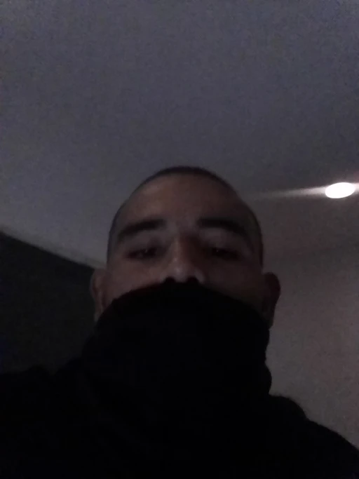 it's cold at the crazy winds getting out of control, I want to go to the casino or a bar, need a DD lol