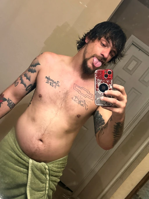 Bored who wants to hangout