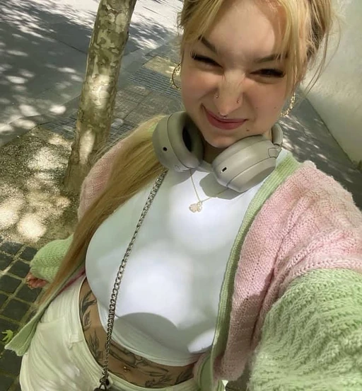 rate me from 1 to 10πππ₯°