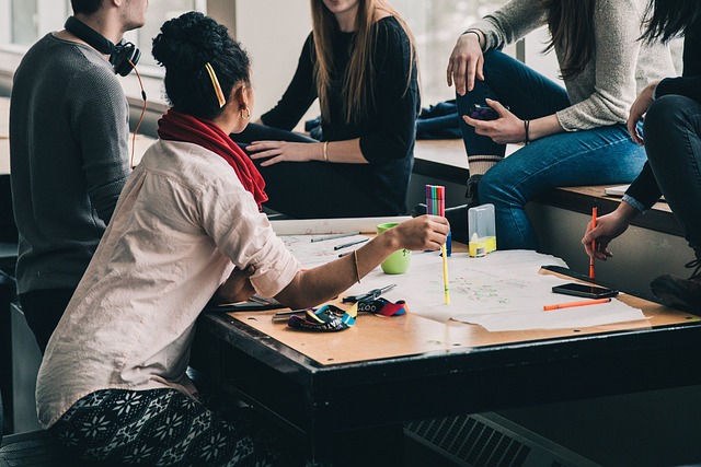 Donner la parôle aux étudiants.