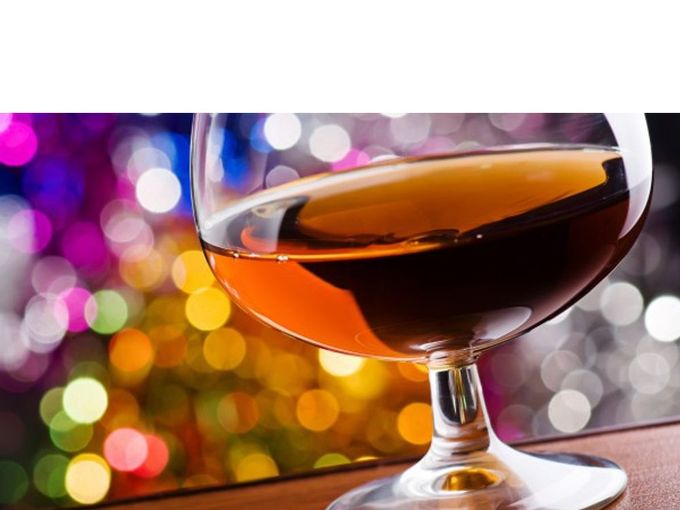 المشروبات الكحولية في المنزل: أعلى 5 وصفات