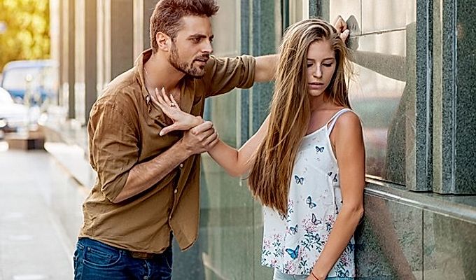 10 rules to remember before texting your ex