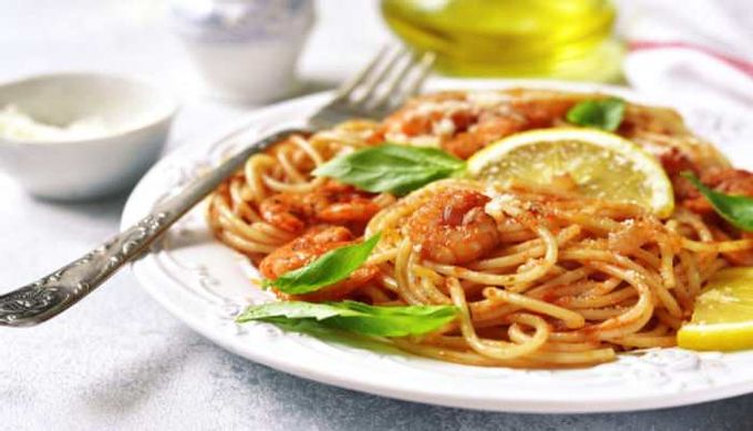 Salsa de espaguetis con camarones