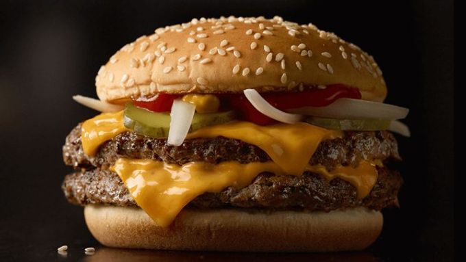 Was das Essen eines McDonald's Burgers mit Ihrem Körper macht