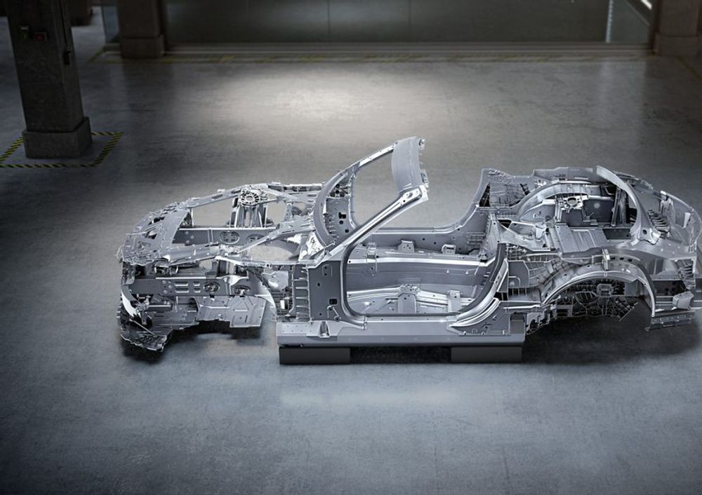 Mercedes-Benz afslører den kommende SL's helt nye chassis