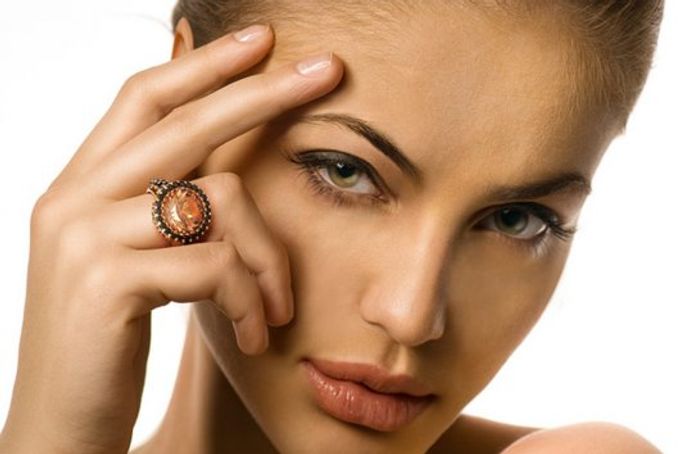 Biotattoo: perfect eyebrows without pain