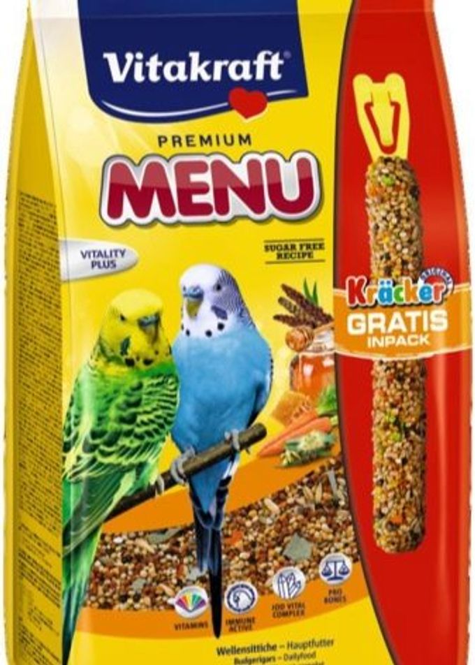 Food for parrots: types and features of selection