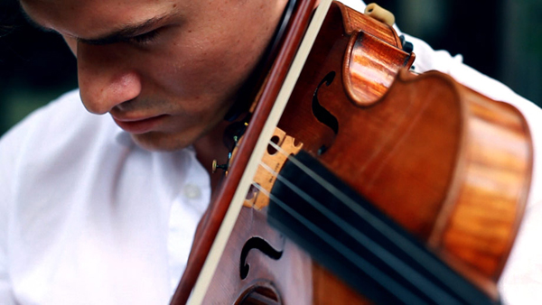 Charlie Siem close-up rehearsing