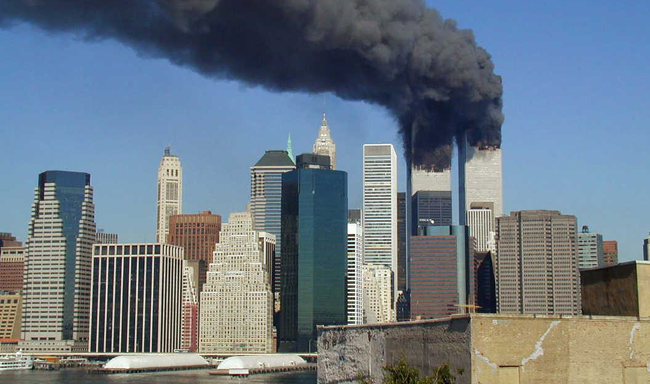 9/11: the Twin Towers aflame