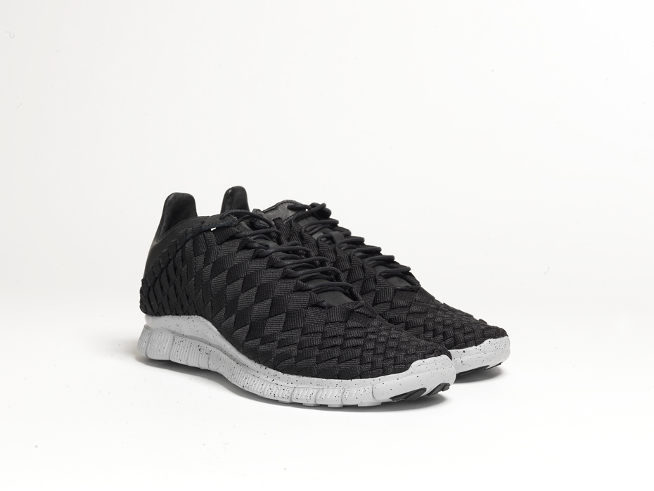 nike woven running shoes