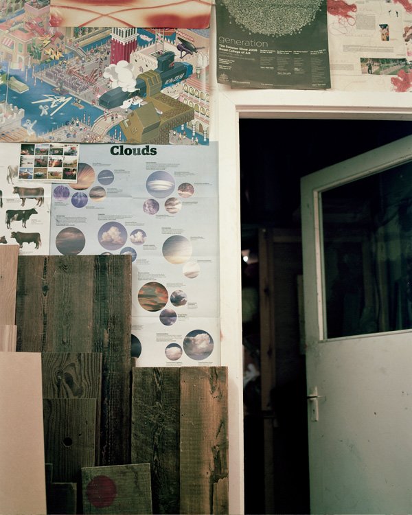 posters-and-wall-adornments-in-the-workshop